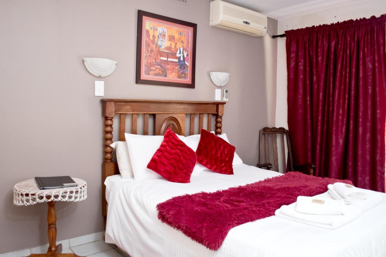 Gemstone Guest House Klerksdorp Exterior photo